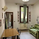 La Tana Moderna דירה